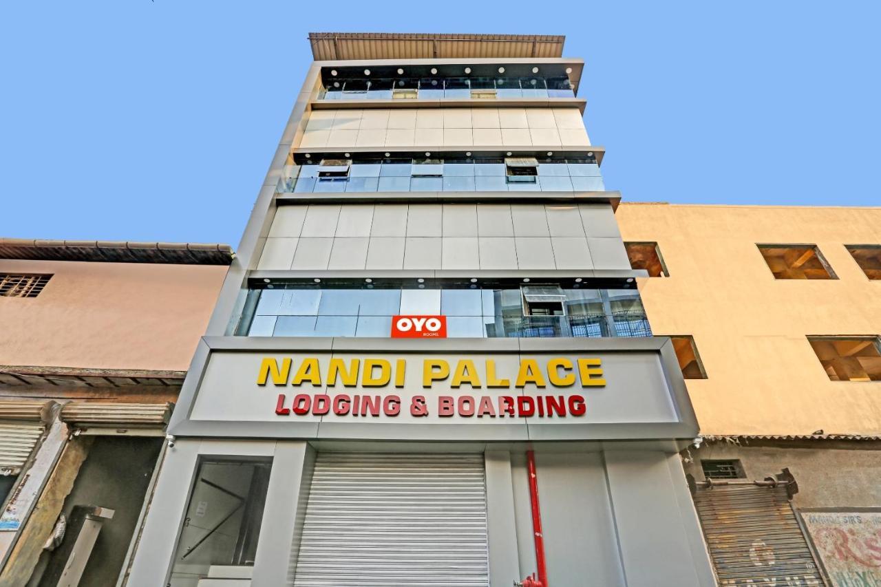 Ulhāsnagar Hotel O Nandi Palace Lodging And Boarding מראה חיצוני תמונה